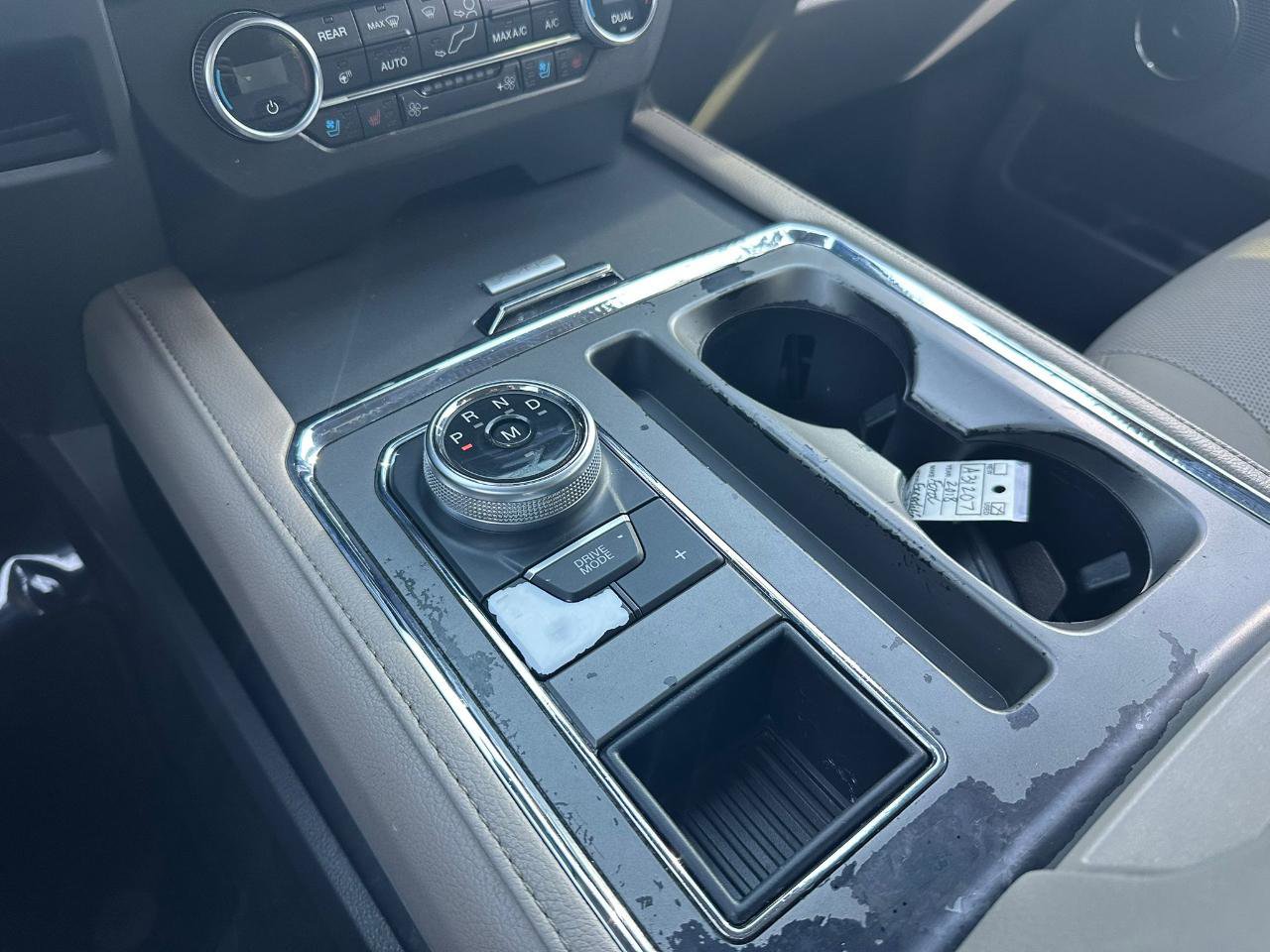 Used 2018 Ford Expedition XLT w/ Equipment Group 202A RWD image 14