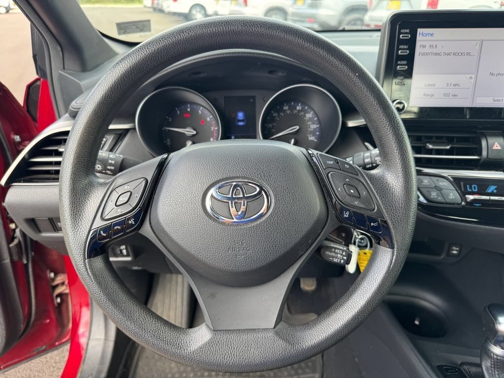 Used 2019 Toyota C-HR LE FWD image 19