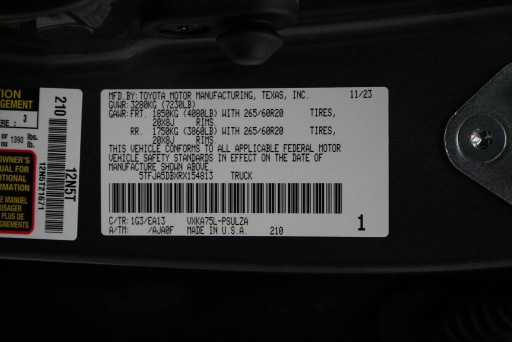 Used 2024 Toyota Tundra Limited image 28