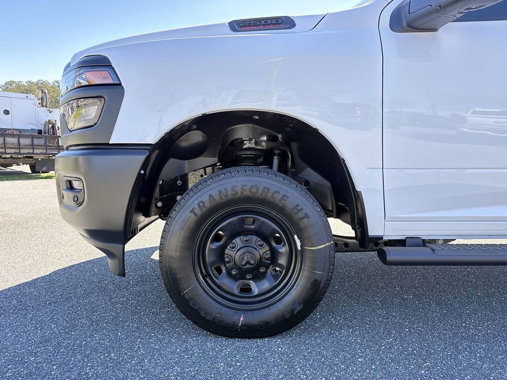 New 2026 RAM 2500 Tradesman AWD/4WD image 9
