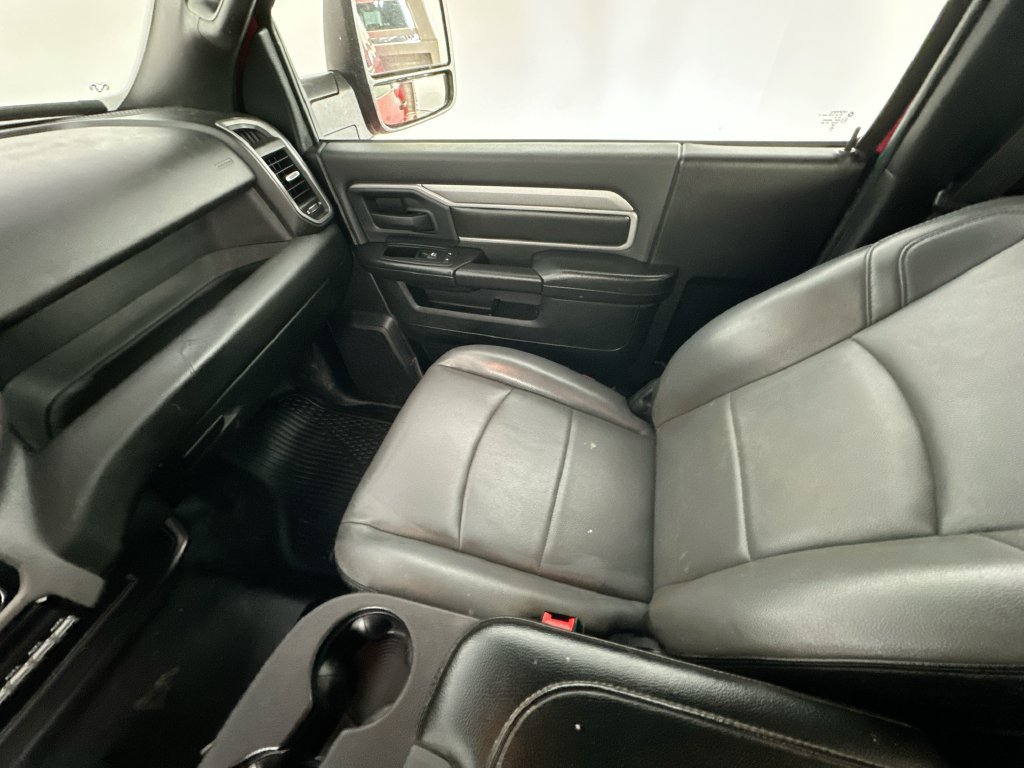 Used 2024 RAM 5500 Tradesman AWD/4WD image 11