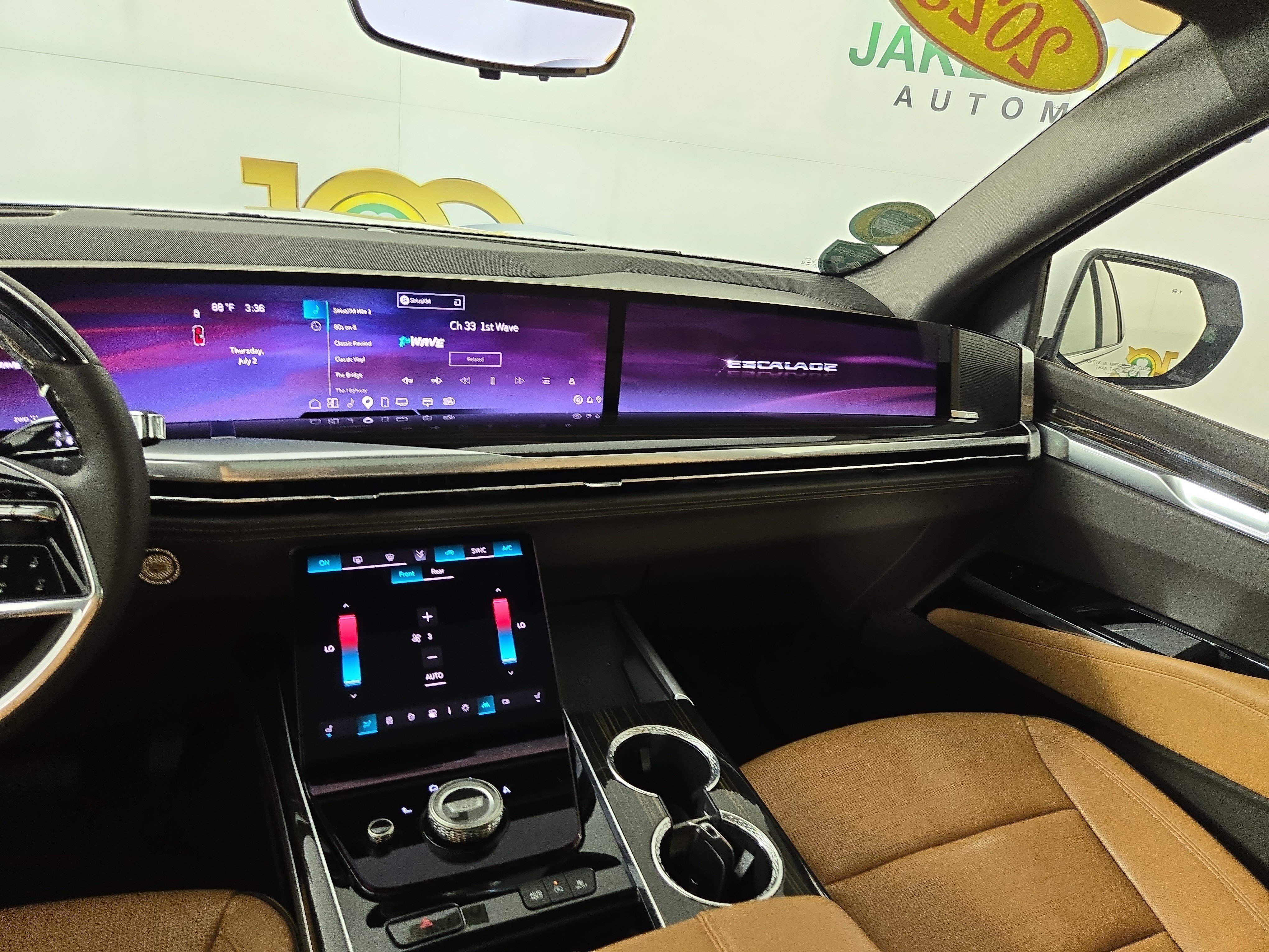 Certified 2025 Cadillac Escalade Premium Luxury w/ LPO, Floor Liner Package AWD/4WD image 26