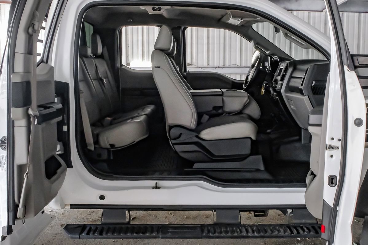Used 2019 Ford F550 4x4 SuperCab Super Duty image 32