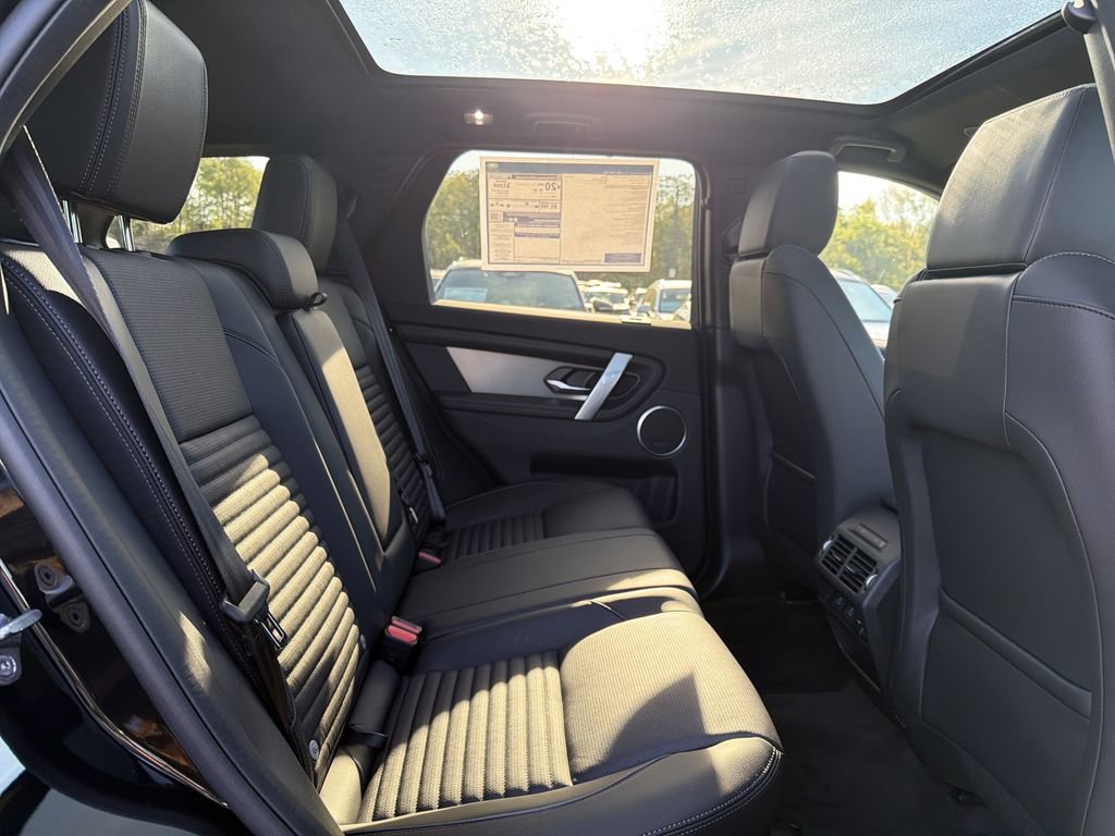 New 2026 Land Rover Discovery Sport Landmark AWD/4WD image 14