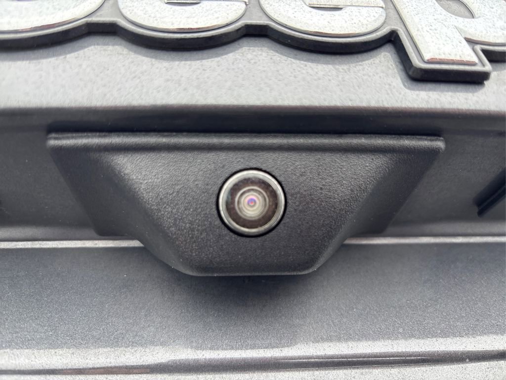 Used 2023 Jeep Renegade Latitude w/ Sun/Sound Group image 15