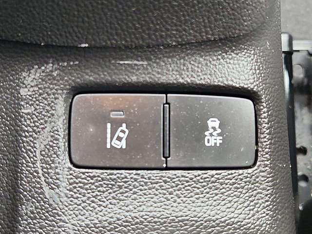 Used 2020 Chevrolet Sonic LT image 14