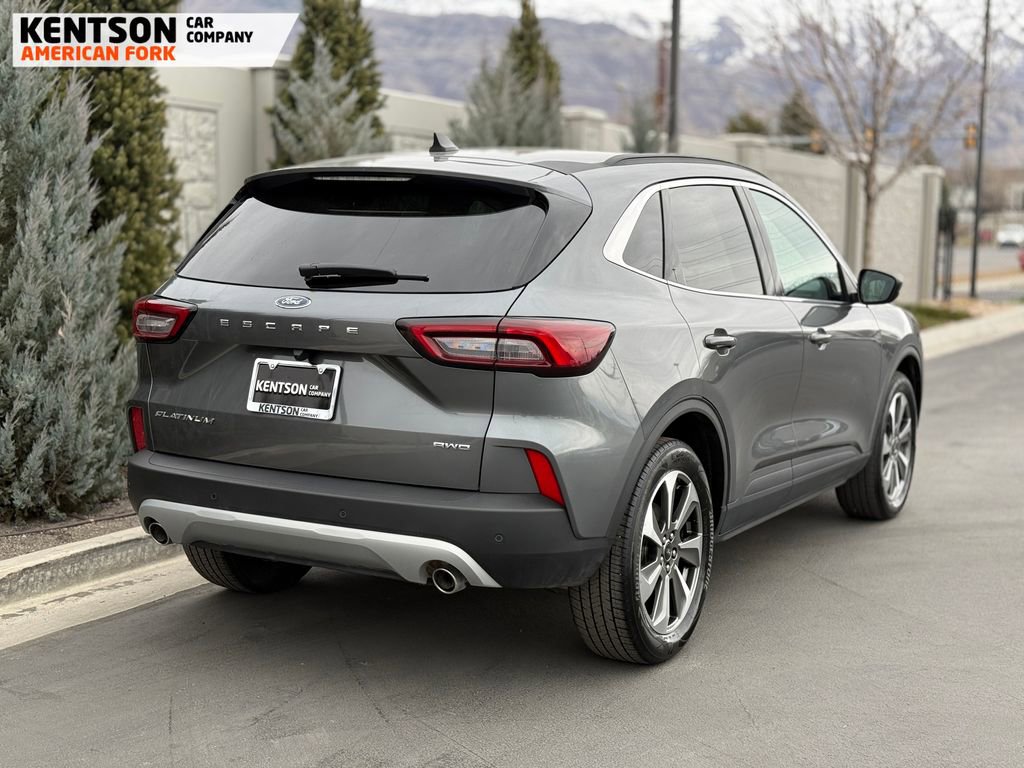 Used 2025 Ford Escape Platinum image 9