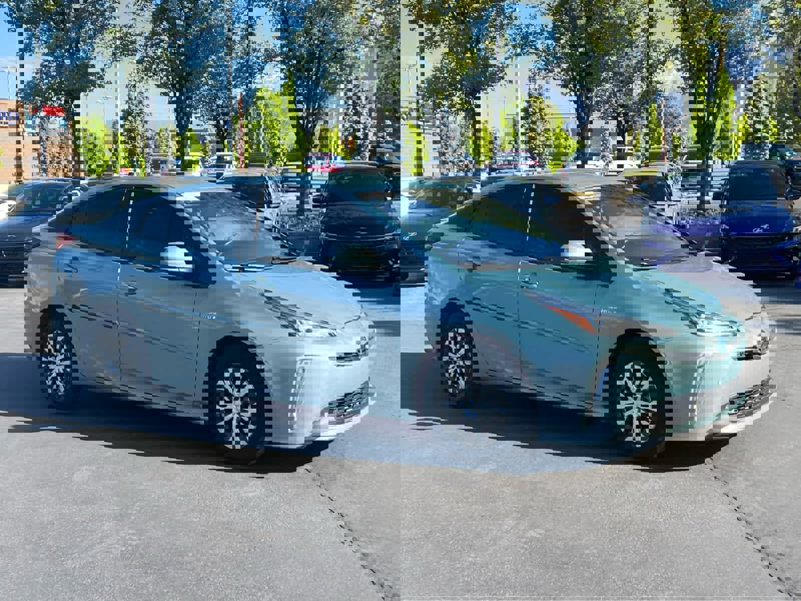 Used 2022 Toyota Prius XLE w/ Advanced Technology Package image 5