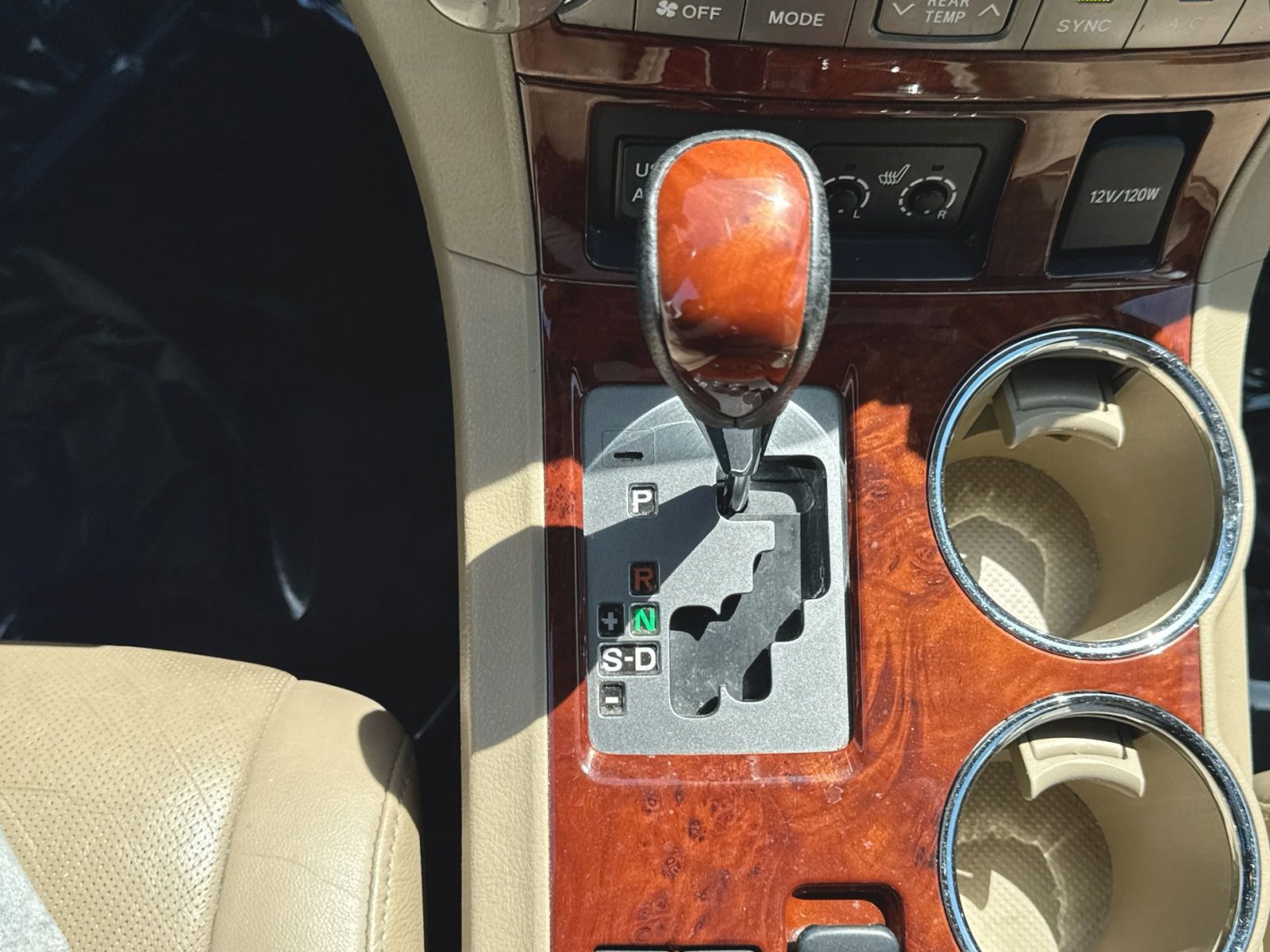 Used 2013 Toyota Highlander Limited image 22