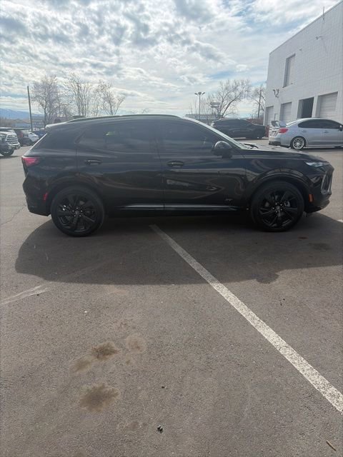 Used 2024 Buick Envision Sport Touring image 5