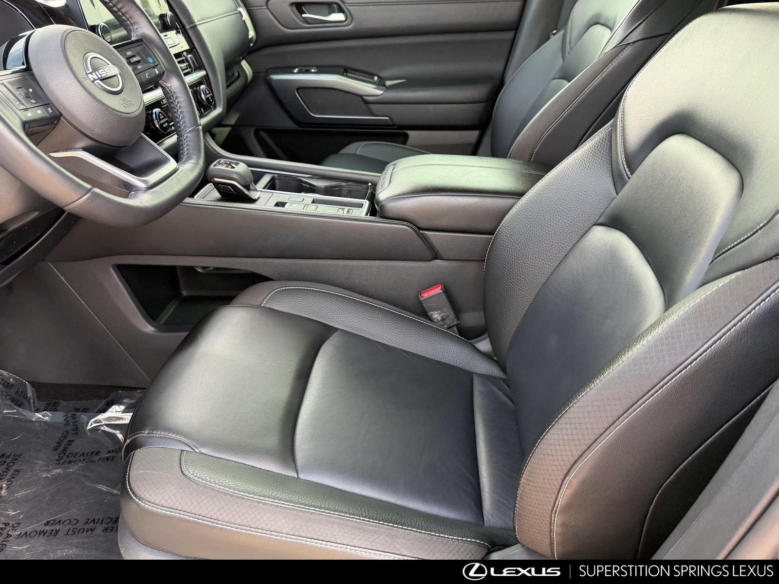 Used 2024 Nissan Pathfinder SL w/ SL Premium Package FWD image 22