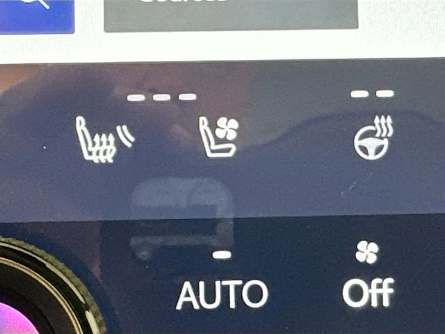 Used 2023 Lexus RZ 450e Premium w/ Accessory Package (2T) AWD/4WD image 17