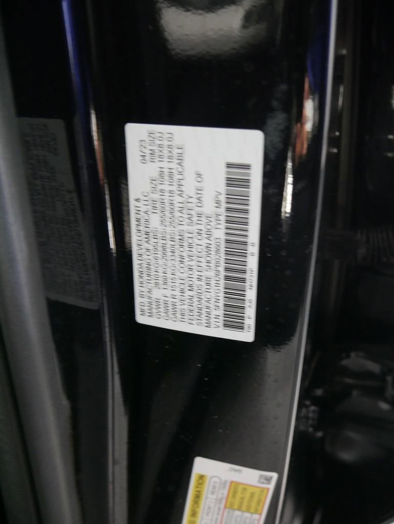 Used 2023 Honda Pilot LX image 17