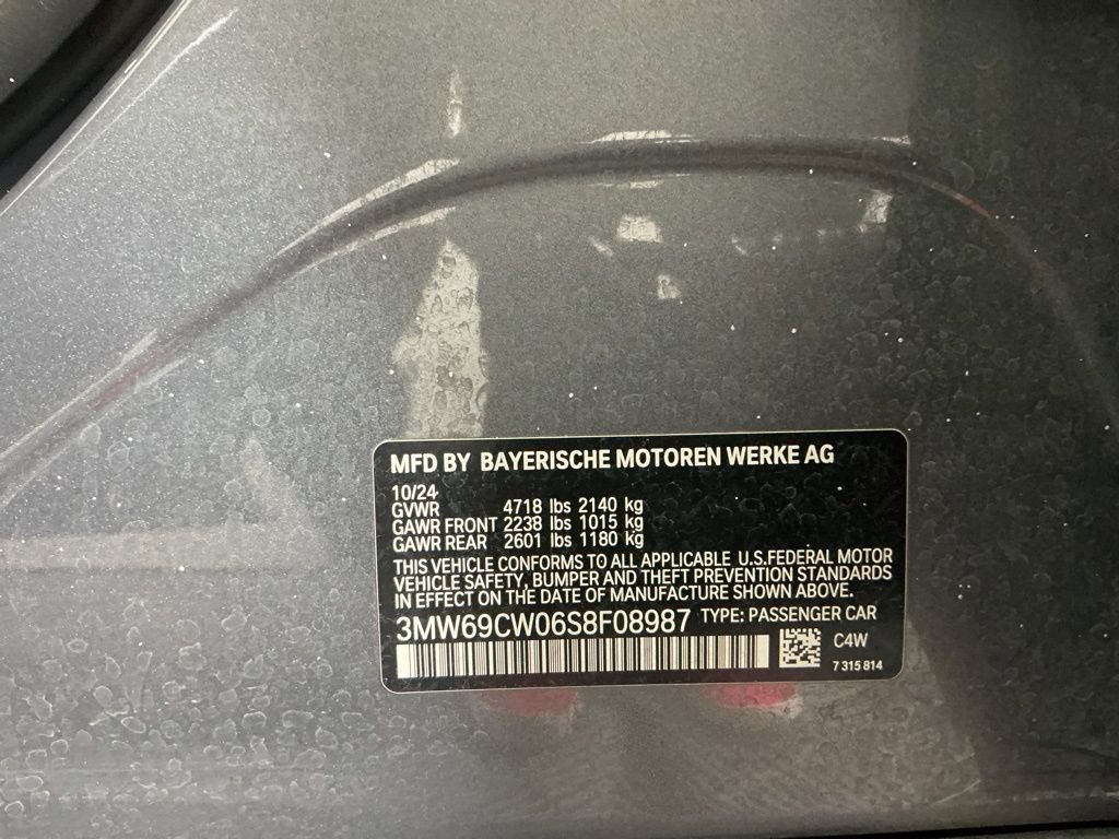 Certified 2025 BMW 330i Sedan w/ M Sport Package RWD image 33