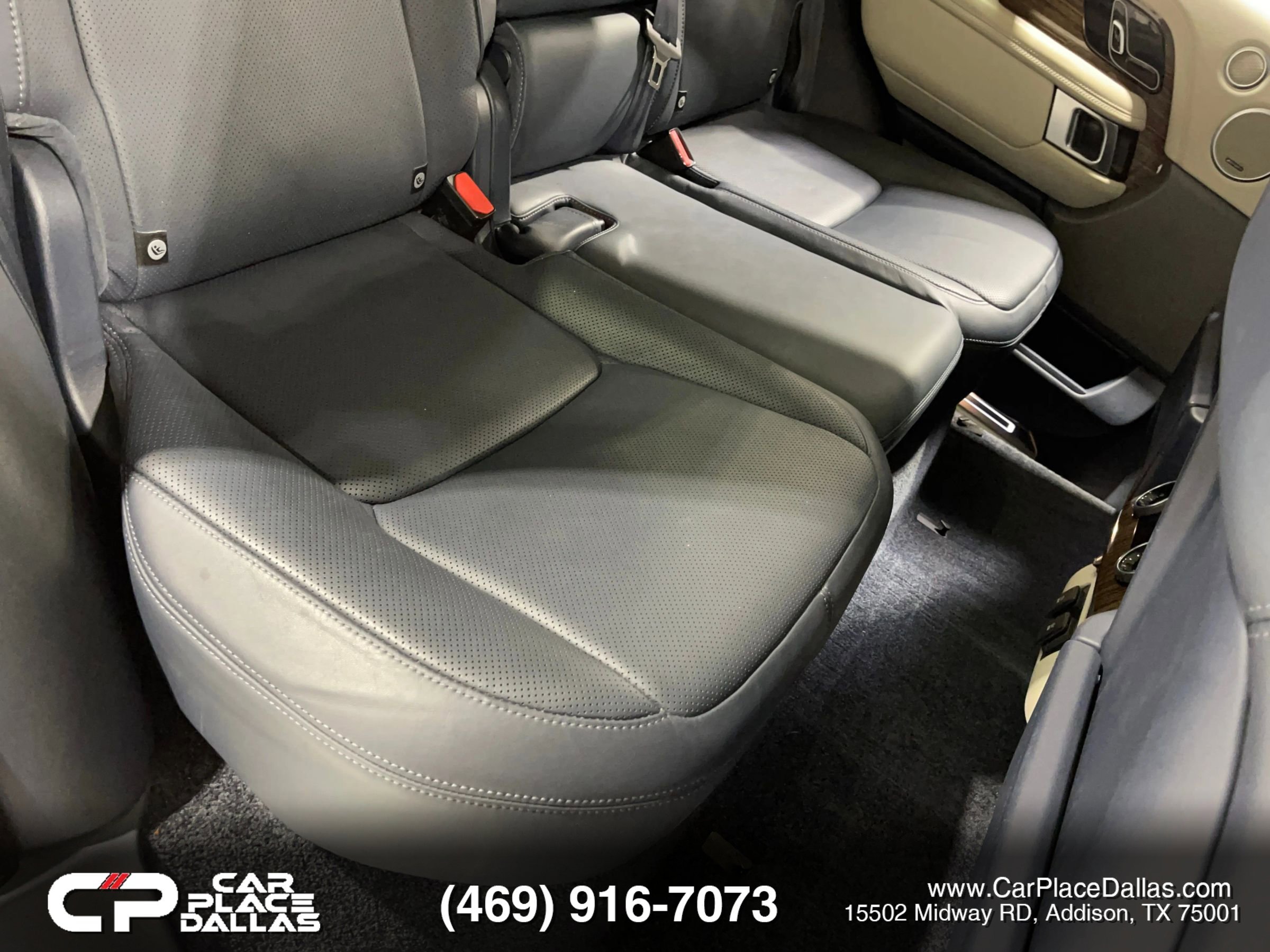 Used 2018 Land Rover Range Rover HSE image 42