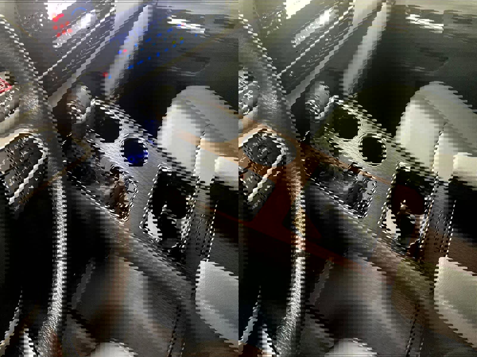 Certified 2024 Toyota Sienna XLE image 21