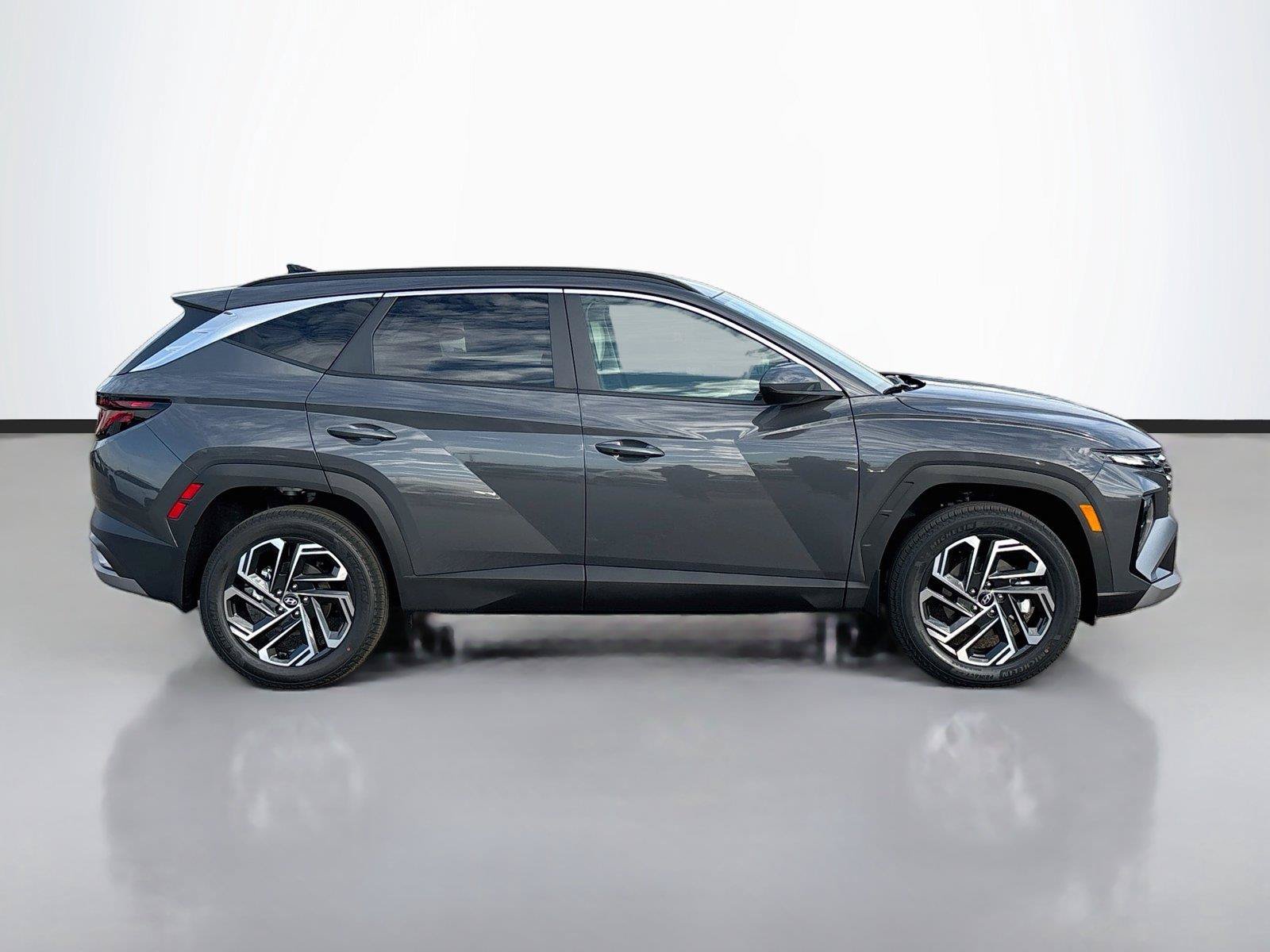 New 2026 Hyundai Tucson SEL Plus AWD/4WD image 17