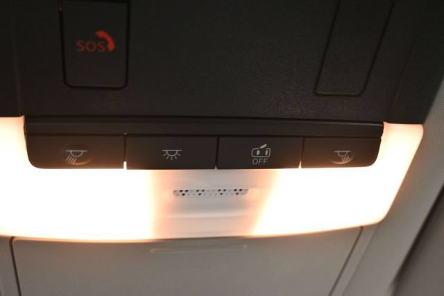 Used 2026 Nissan Pathfinder SL FWD image 38