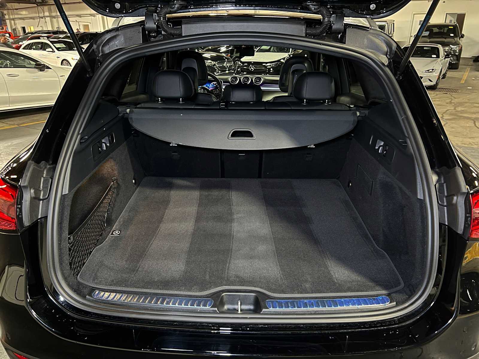 Certified 2025 Mercedes-Benz GLC 300 4MATIC image 17