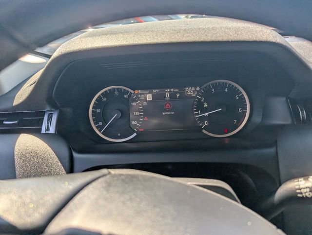 Used 2023 Land Rover Discovery Sport SE image 18