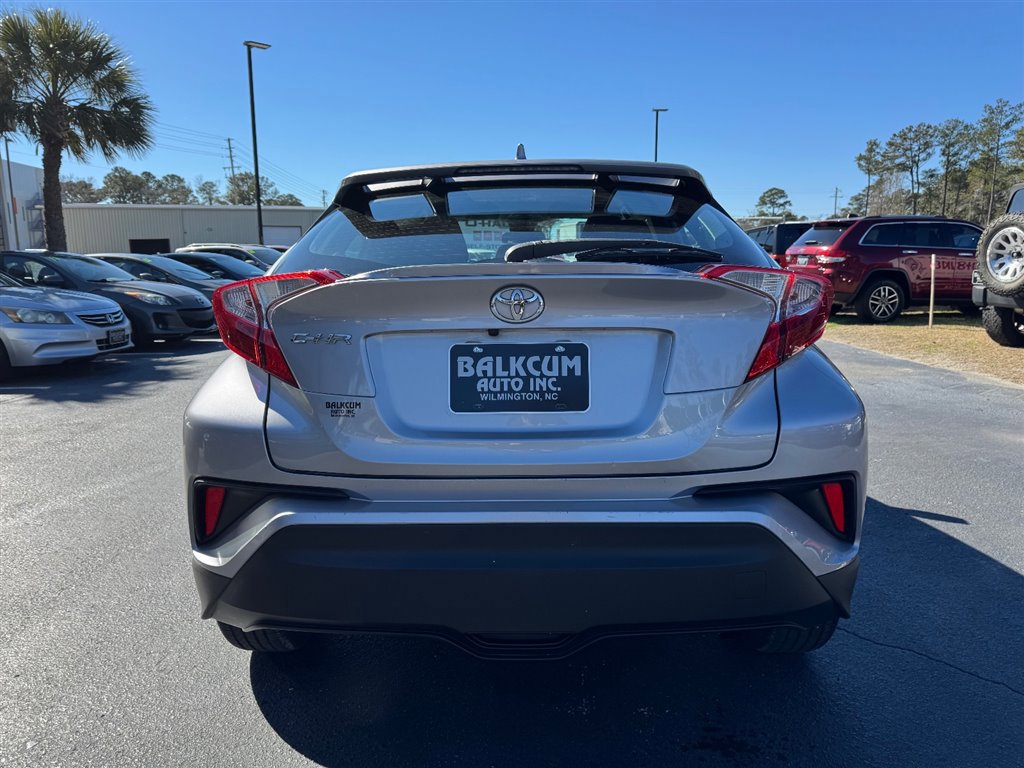 Used 2020 Toyota C-HR LE image 7