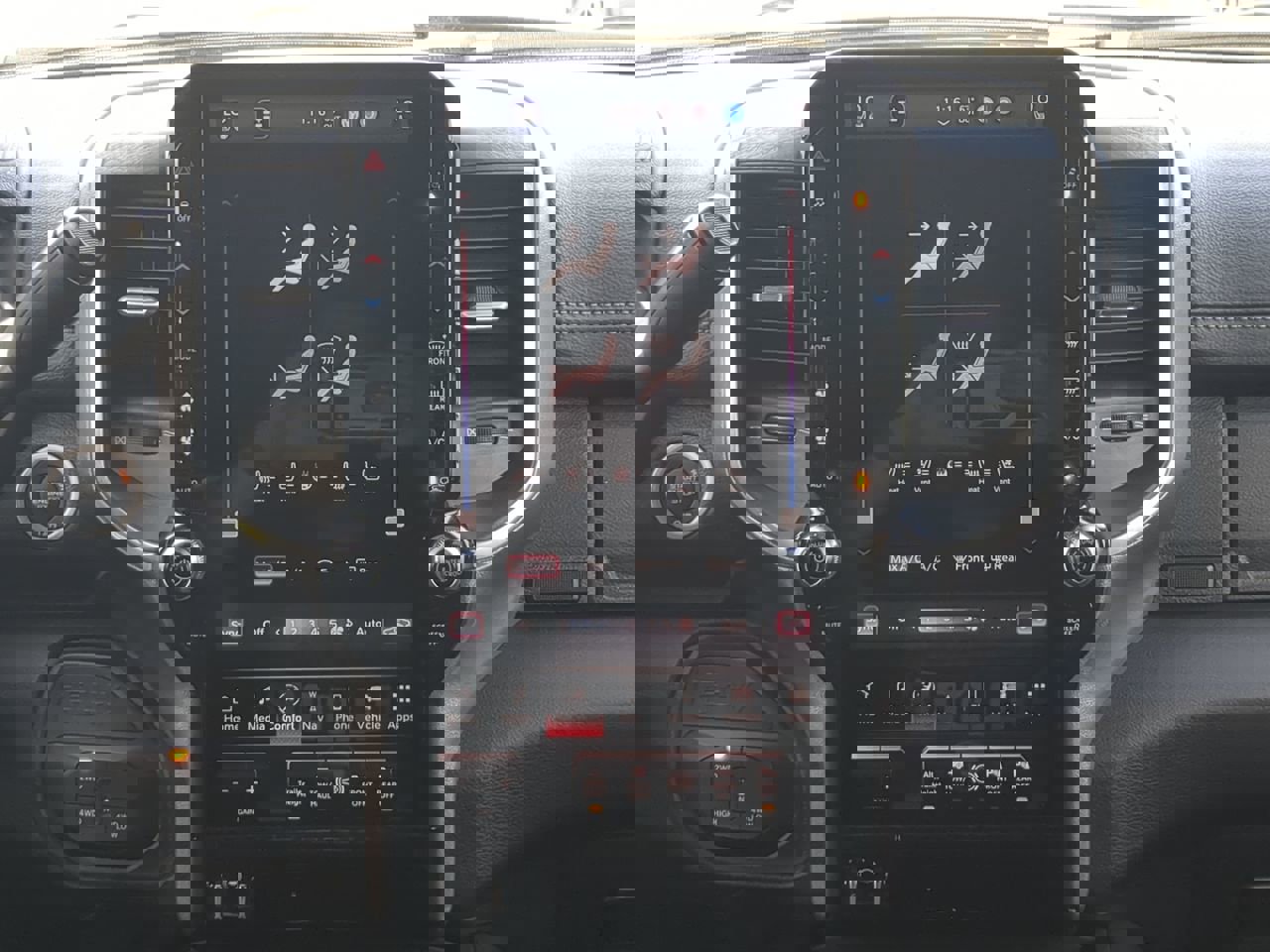 Used 2025 RAM 3500 Laramie image 16