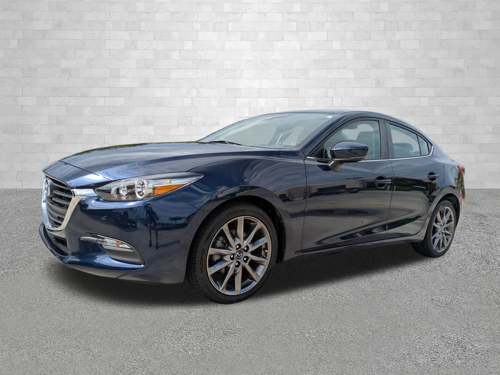 Used 2018 MAZDA MAZDA3 Touring FWD image 5