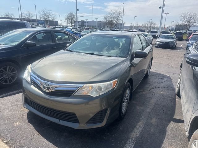 Used 2012 Toyota Camry LE image 8