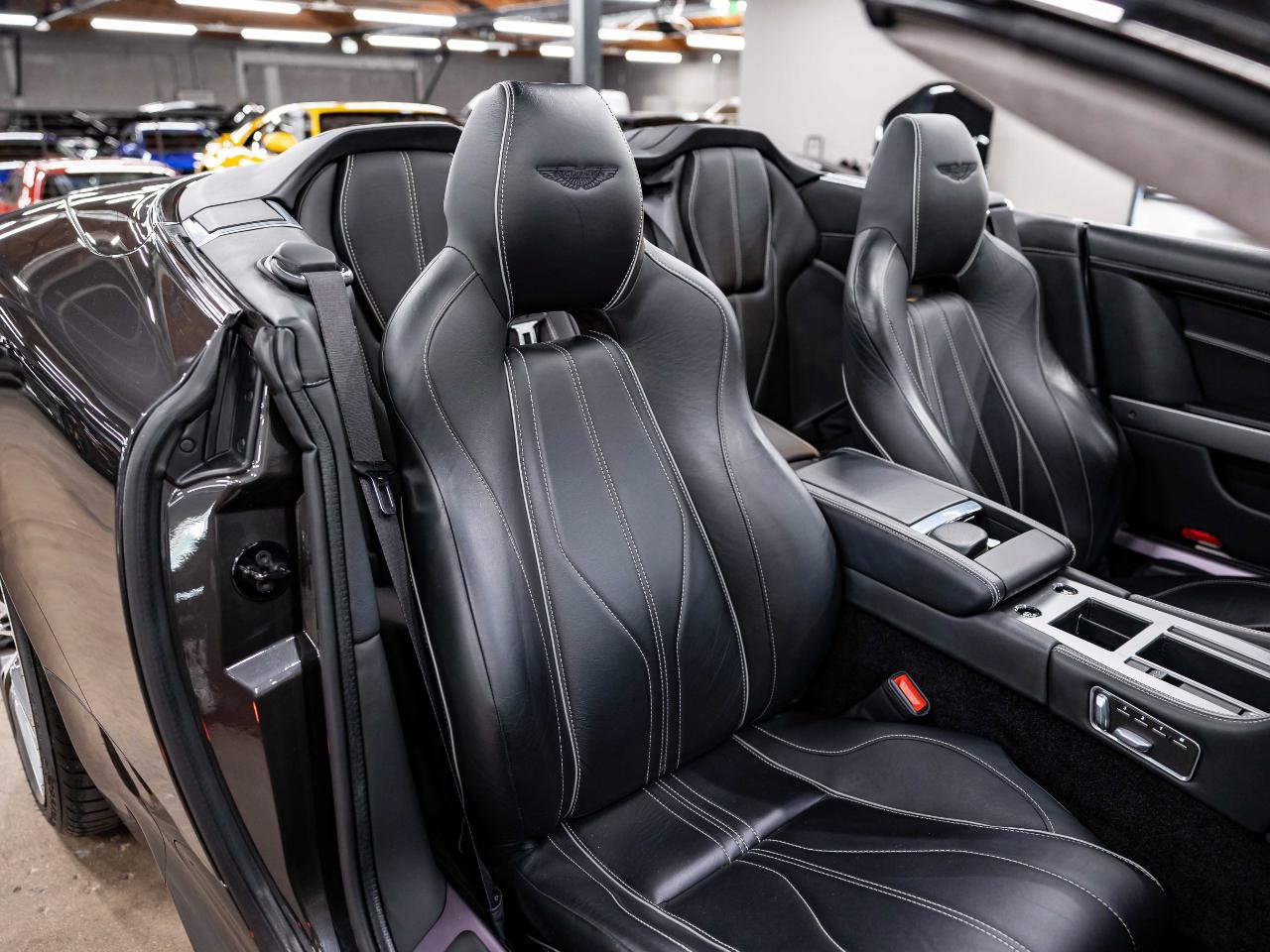 Used 2012 Aston Martin Virage Volante image 10