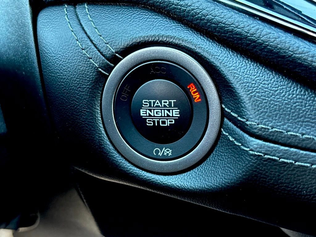 Used 2024 Dodge Durango SXT image 18