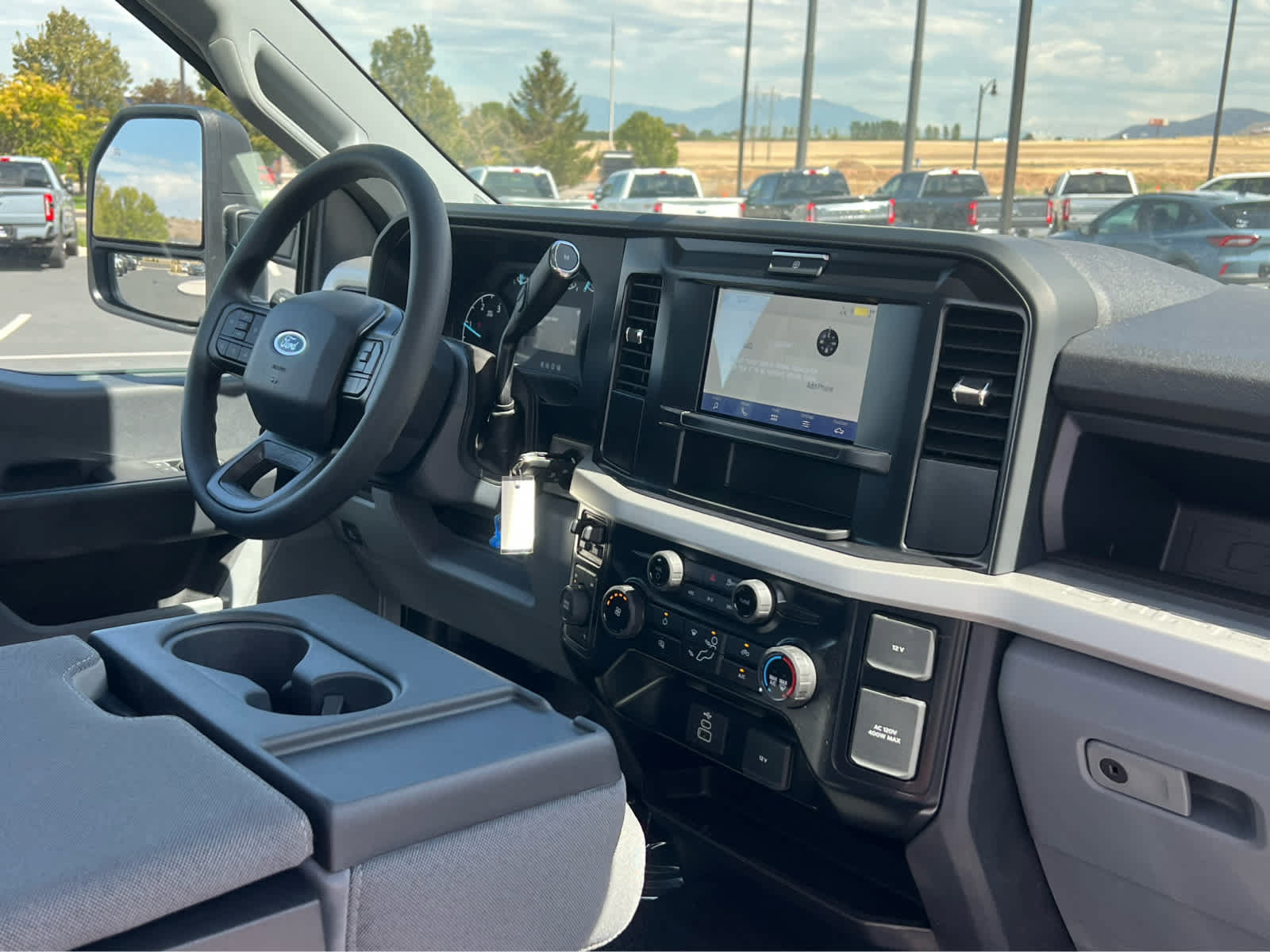New 2026 Ford F550 4x4 Regular Cab Super Duty w/ XL Chrome Package image 20