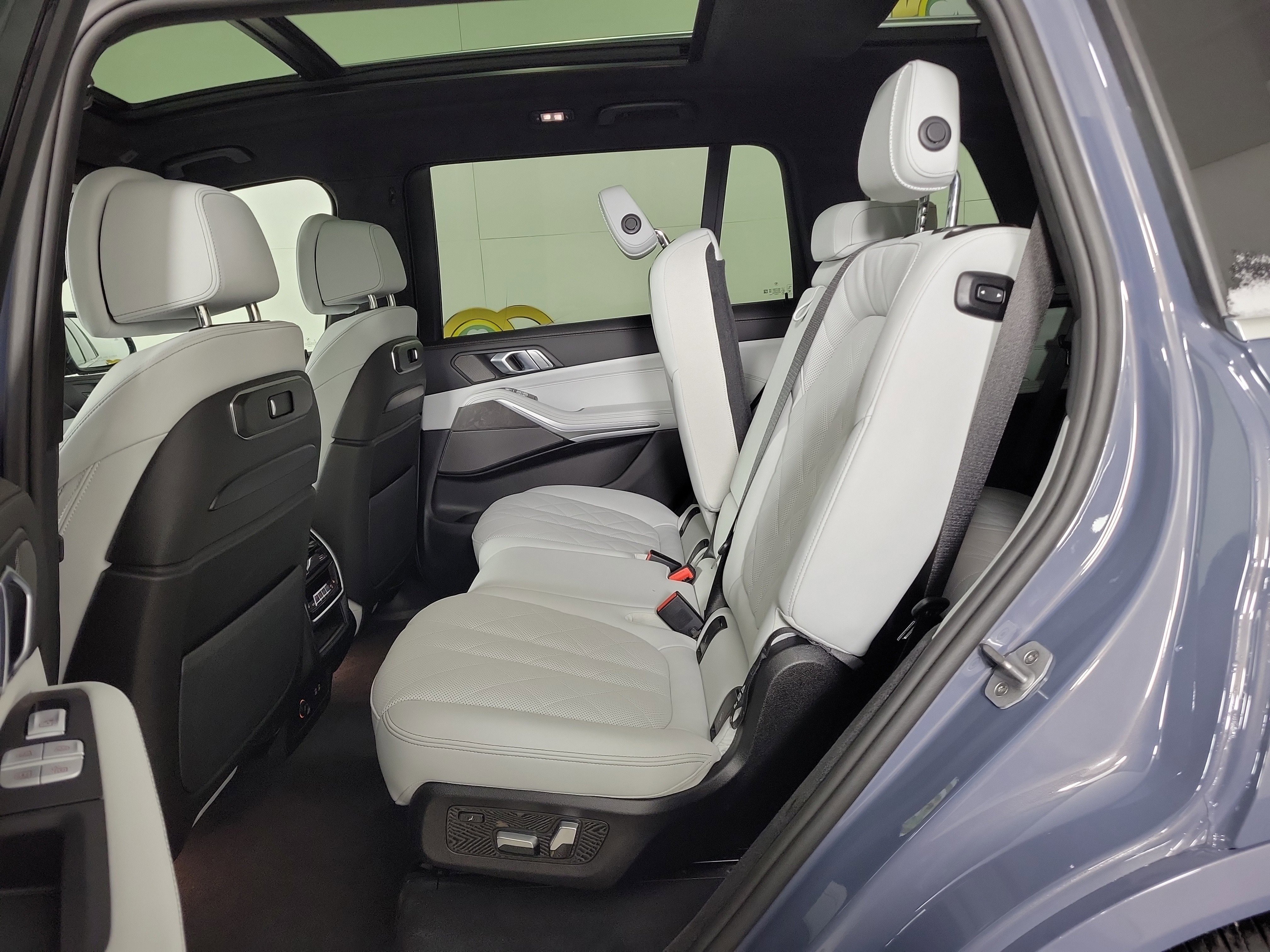 Certified 2026 BMW X7 xDrive40i image 10