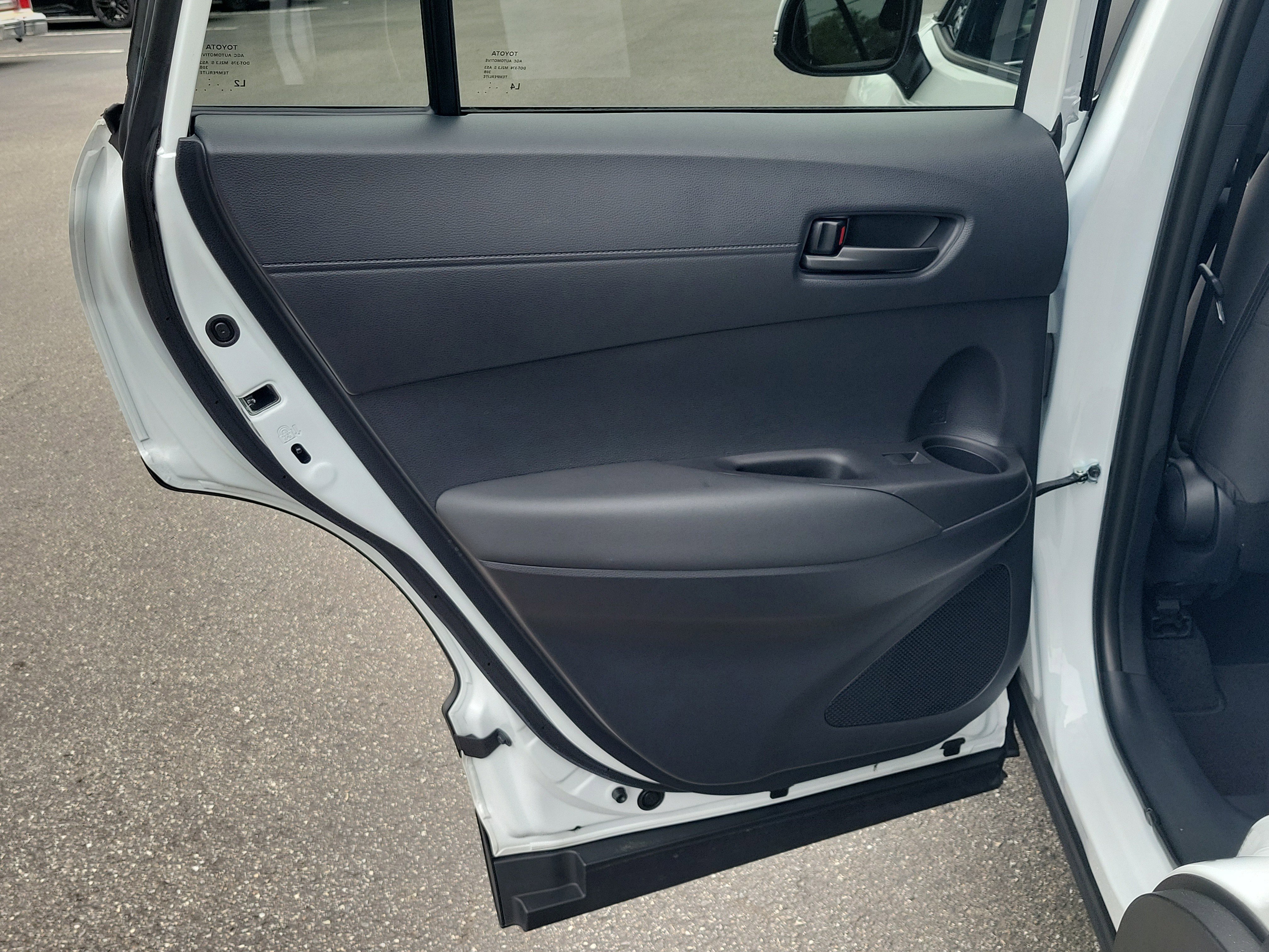 Certified 2024 Toyota Corolla Cross LE FWD image 13