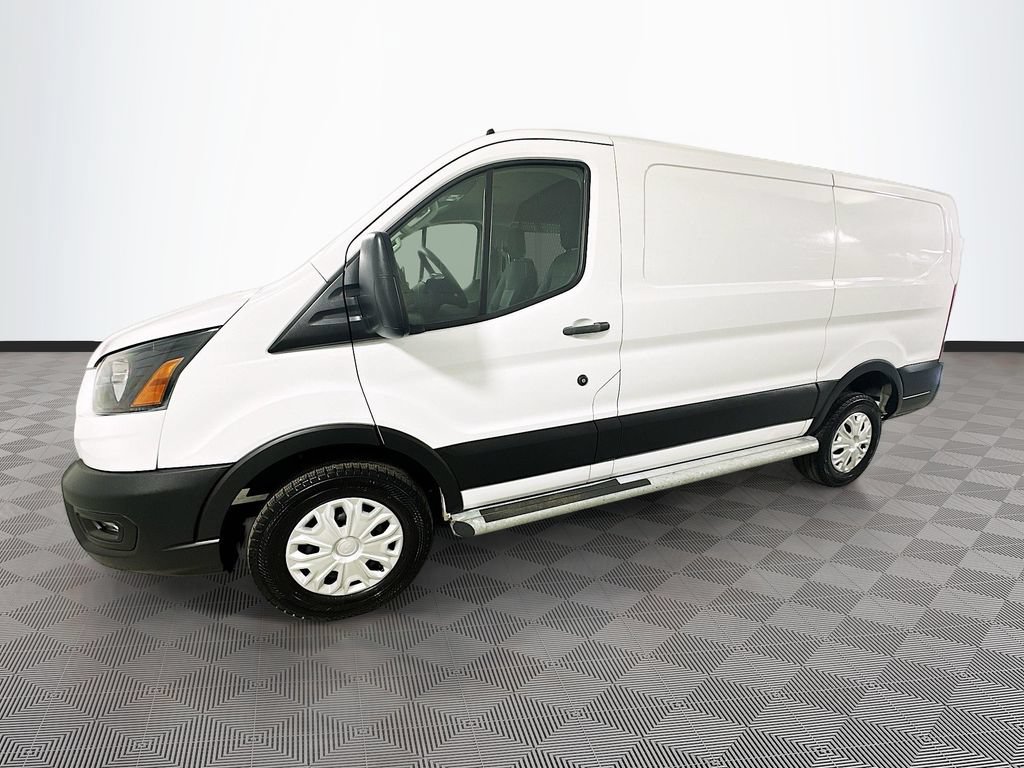 Used 2024 Ford Transit 250 Low Roof w/ Exterior Upgrade Package RWD image 4