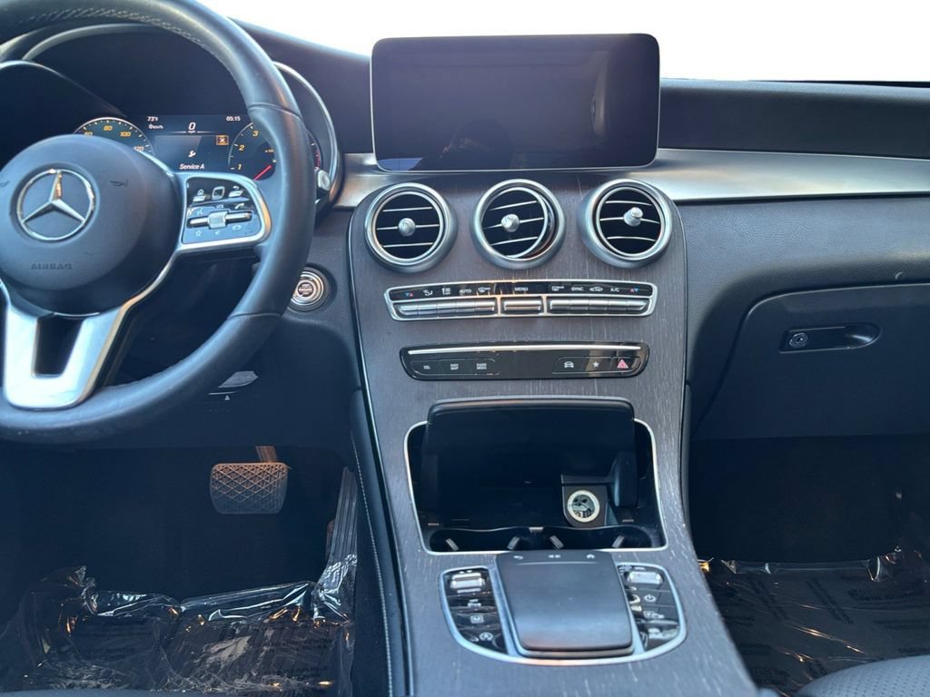 Used 2021 Mercedes-Benz GLC 300 w/ Premium Package image 12