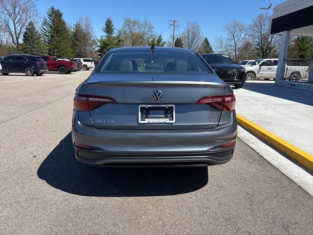 Used 2022 Volkswagen Jetta SE FWD image 7