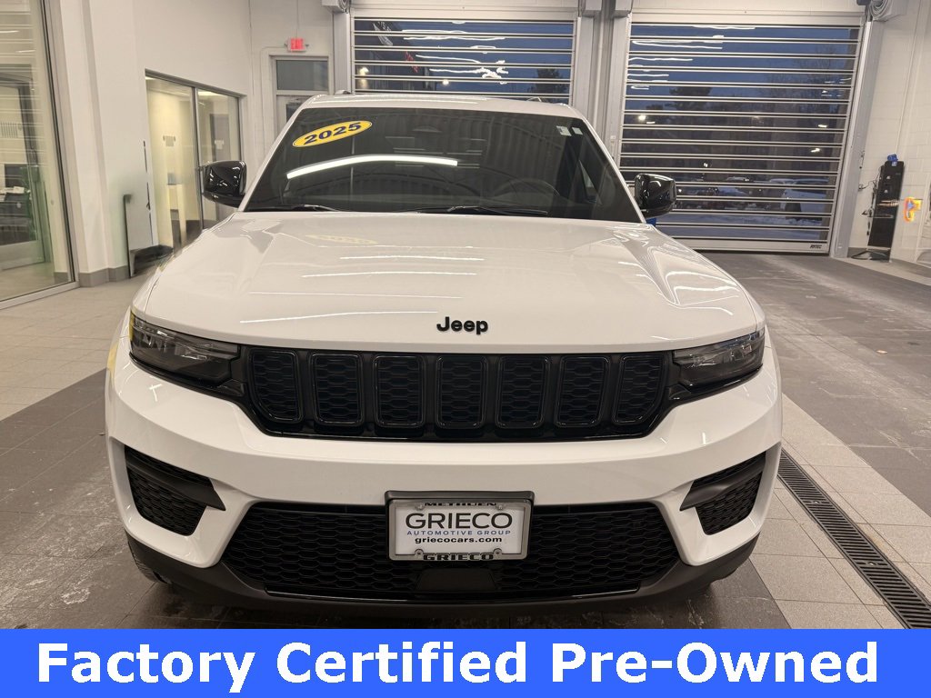 Certified 2025 Jeep Grand Cherokee Altitude image 2