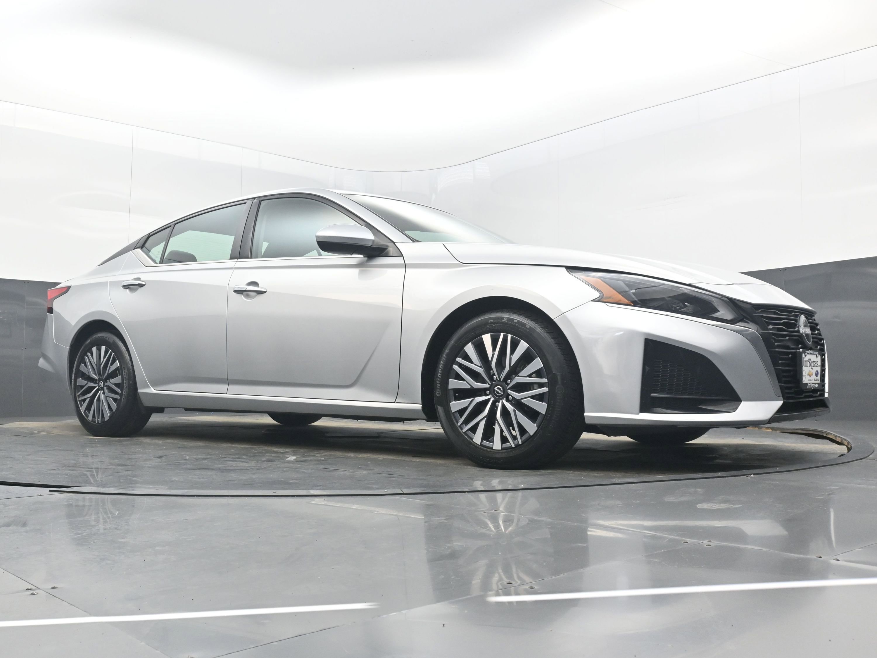 Used 2023 Nissan Altima 2.5 SV image 23