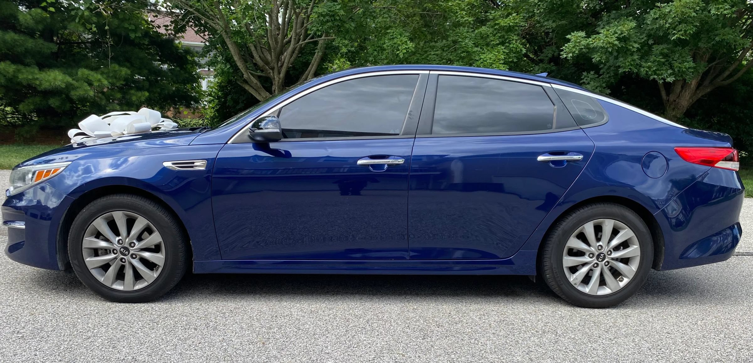 Used 2017 Kia Optima LX FWD image 3