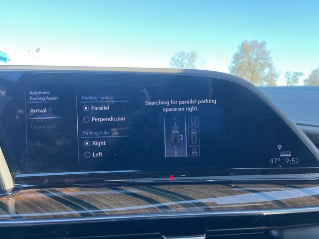 Used 2023 Cadillac Escalade Sport Platinum image 34