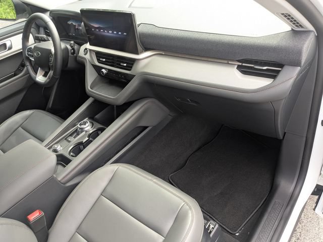 New 2026 Ford Explorer Active w/ Active Comfort Package AWD/4WD image 25