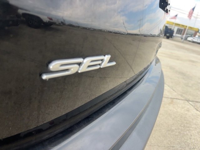 Used 2024 Ford Edge SEL image 9