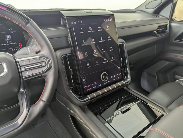 Used 2025 GMC Yukon AT4 Ultimate image 19