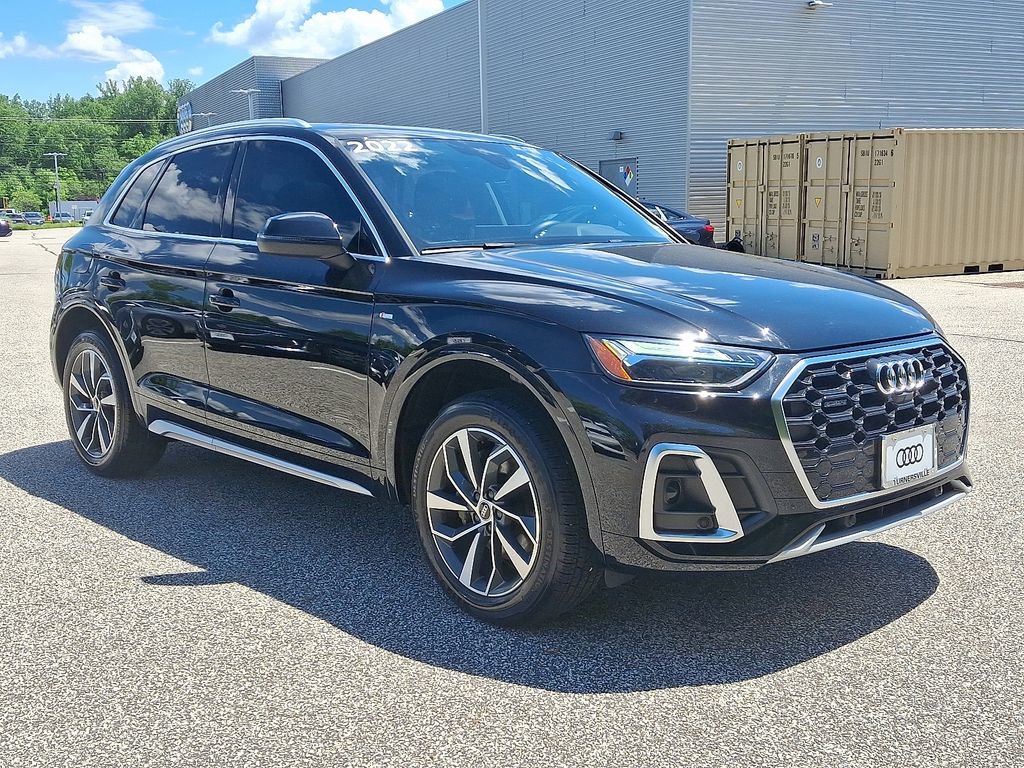 Certified 2022 Audi Q5 2.0T Premium Plus w/ Premium Plus Package AWD/4WD image 3