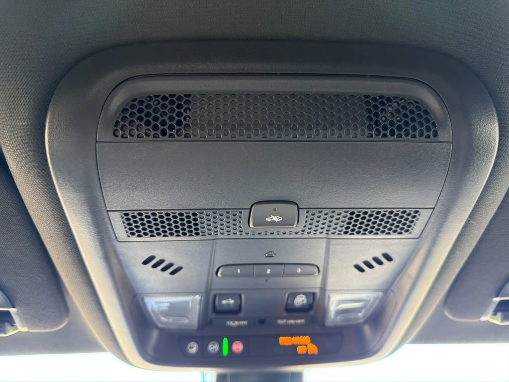 Used 2024 Cadillac XT6 Premium Luxury image 25