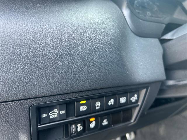 Used 2024 Toyota Tundra Limited image 19