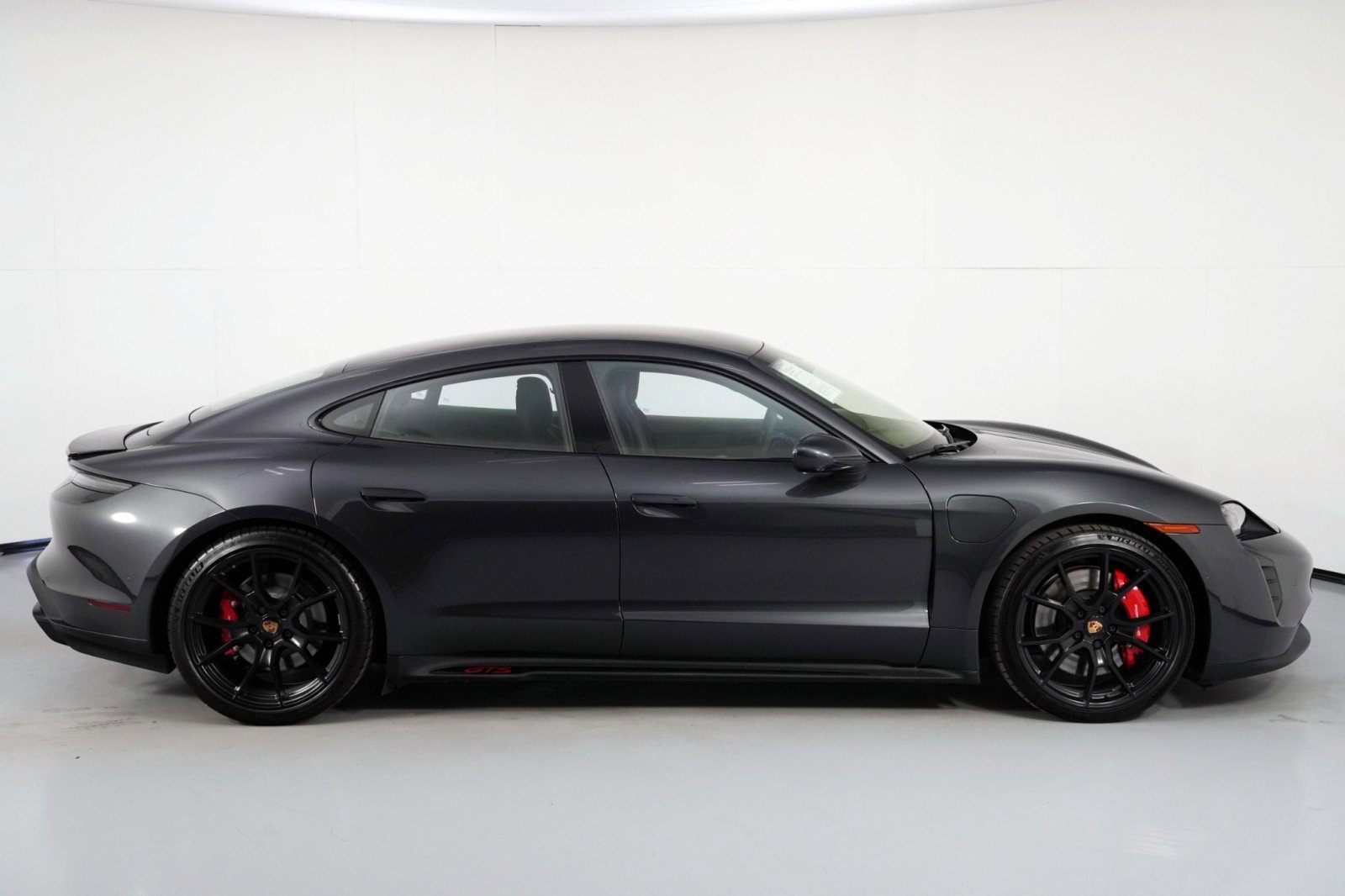 Used 2023 Porsche Taycan GTS image 56