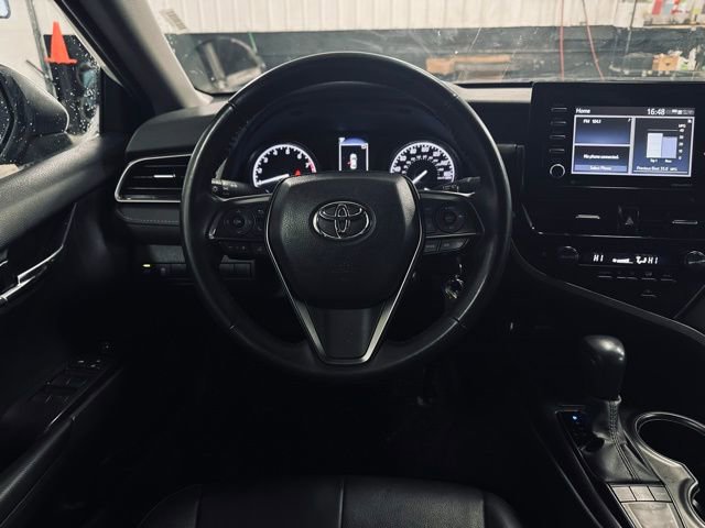 Used 2024 Toyota Camry SE image 20