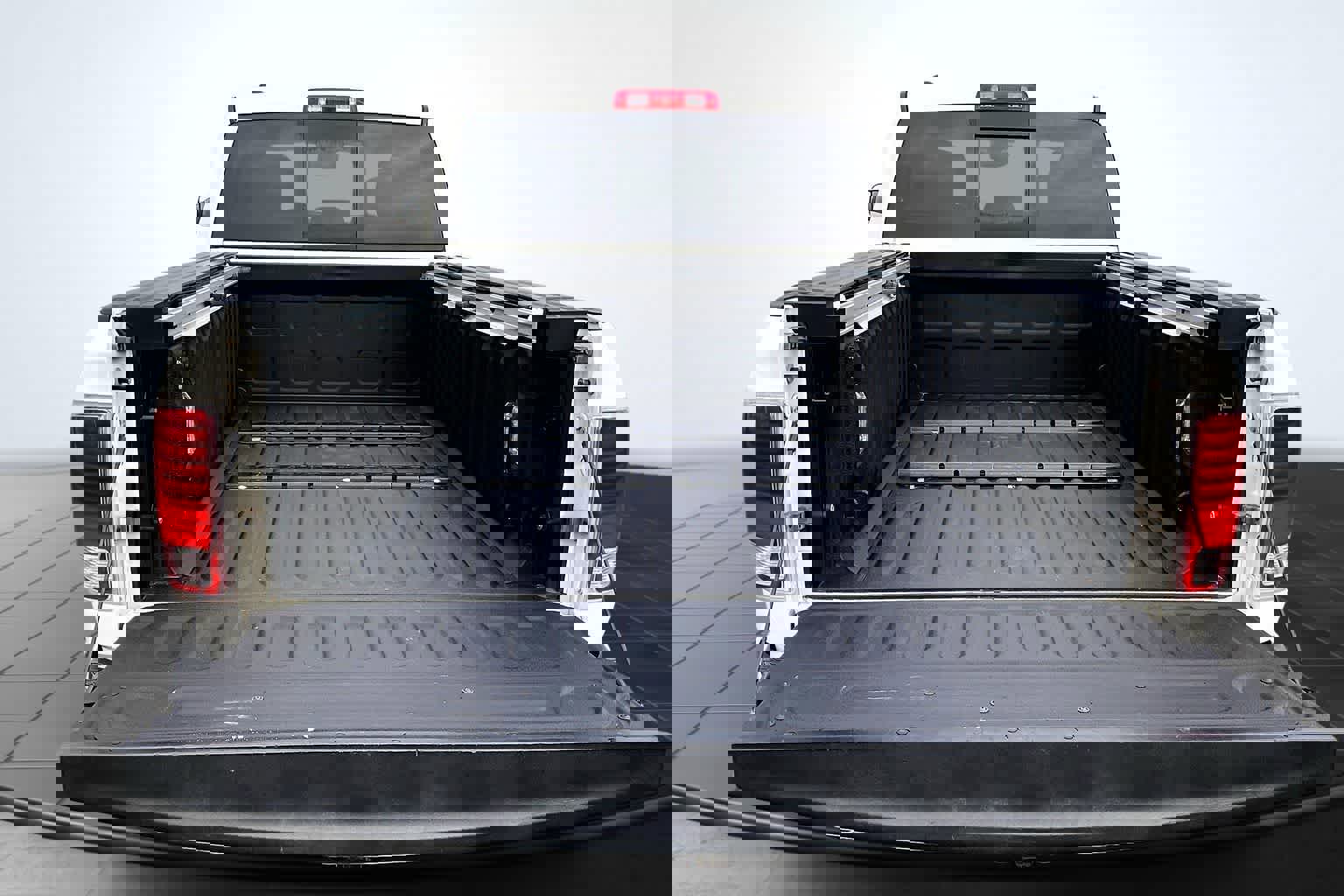 Used 2016 RAM 1500 Laramie image 19