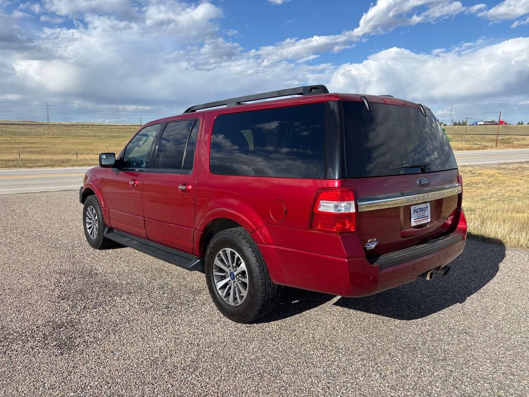 Used 2016 Ford Expedition EL XLT w/ Equipment Group 202A image 3